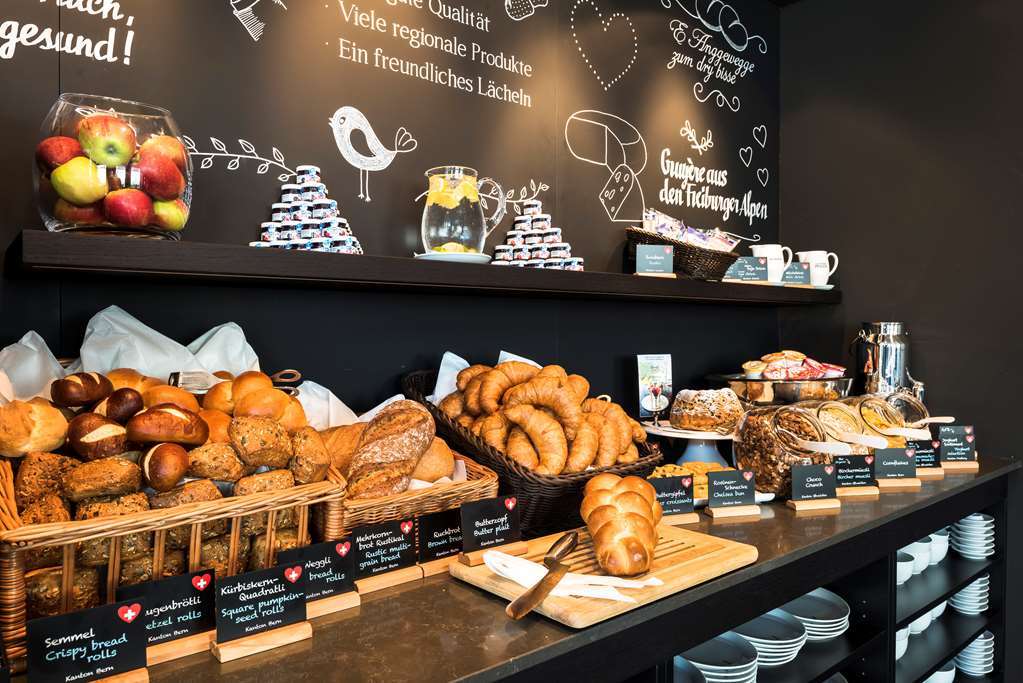 Motel One Bonn-Beethoven المطعم الصورة